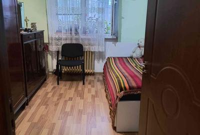 Apartament cu 3 camere decomandat, mobilat în Drumul Taberei - 3