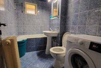 Apartament cu 3 camere, zona Centrul Civic, COD 8273 - 6