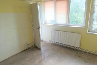 Vanzare 2 camere-Imobiliare MAXICONFORT - 8