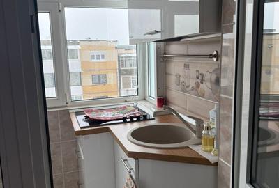 Garsonieră decomandată în Central - 2