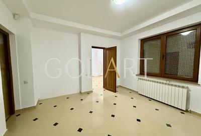 Casă individuală cu 5 camere cu Canalizare în Domenii - 4