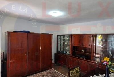 Casă cu 3 camere cu Teren 532 Mp în Păcii