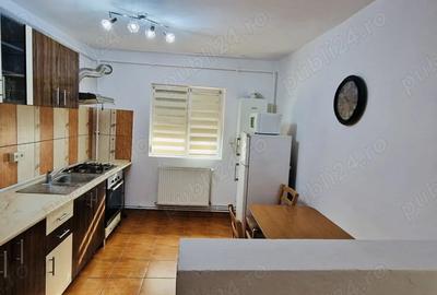 Apartament 3 camere, confort I, 75 mp utili, centrala proprie, 2 balcoane, vis- -vis de Iulius - 4