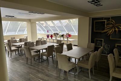 Spațiu comercial, de 2,200 mp, în Central - 2