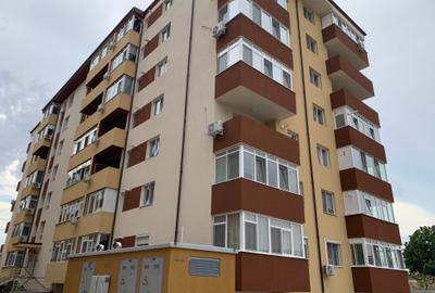 Garsonieră decomandată în Apărătorii Patriei