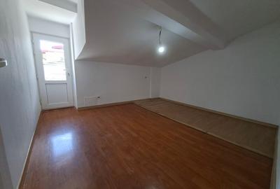 Casă cu 2 camere cu Teren 370 Mp în Calea Călărașilor - 13