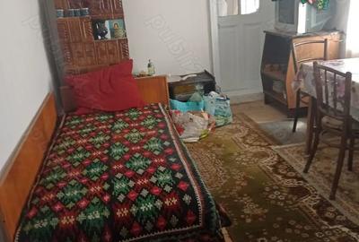 Casă cu 5 camere în Tăriceni - 1