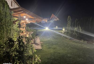 Casă cu 6 camere cu Teren 1750 Mp în Apa - 2