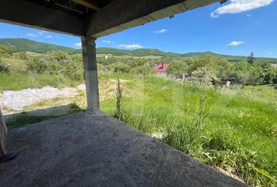 Casă cu 4 camere cu Teren 1900 Mp în Central - 6