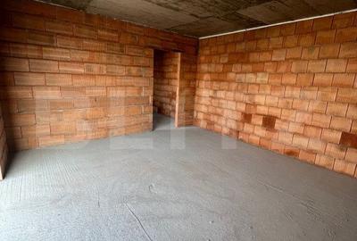 Apartament cu 2 camere decomandat în Între Lacuri - 3