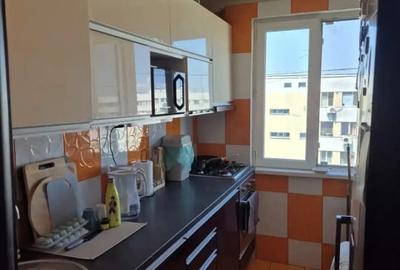 Apartament cu 3 camere semidecomandat, mobilat în Colentina - 4