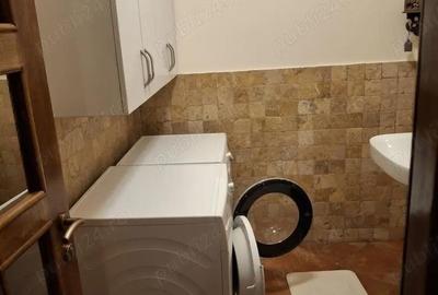 Apartament cu 3 camere decomandat în Central - 2