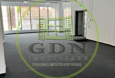 Birou, de 209.80000305176 mp, în Central - 12