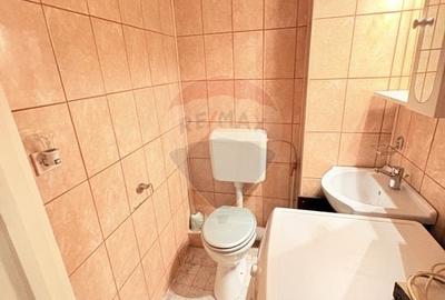 De închiriat apartament 4 camere, recompartimentat în 3, Iancului - 19