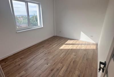 INTABULAT, Etaj intermediar, Apartament cu 3 camere, ACCEPT CREDIT!! - 4