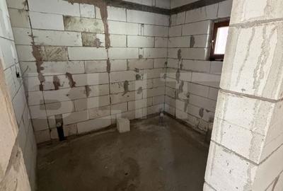 Casă cu 2 camere în Ocnița - 4