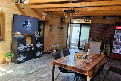 Casă cu 6 camere cu Canalizare în Brătianu - 1