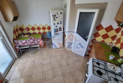 Bucovinei- Baia Mare, apartament 2 camere decomandat - 6