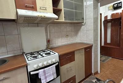 Apartament cu 3 camere semidecomandat în Dacia - 4