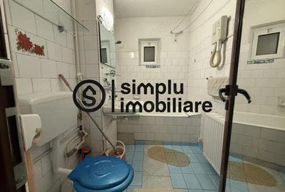 Apartament cu 3 camere decomandat în 1 Mai - 2