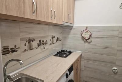 Inchiriez apartament - 3