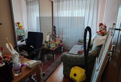 Apartament cu 4 camere semidecomandat în Berceni - 4