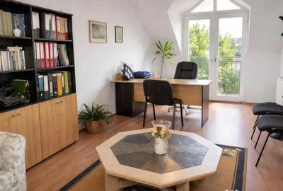 Spațiu comercial, de 126 mp, în Central - 4