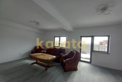 Casă cu 4 camere în Central - 2