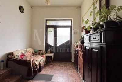 Casa 8 camere de vanzare in Floresti - 2