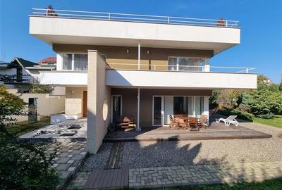Vila superba de inchiriat ultracentral Brasov - 2
