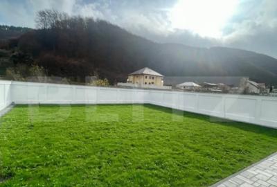 Casă cu 4 camere cu Teren 200 Mp în Bunloc - 2