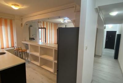 Apartament cu 2 camere semidecomandat în Gherăiești