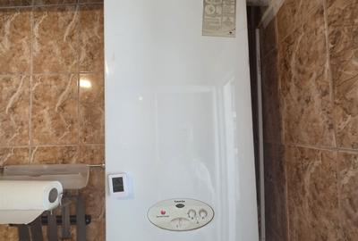 Apartament cu 3 camere decomandat, mobilat în Alexandru cel Bun - 3