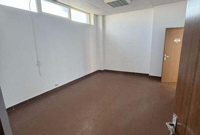Spațiu comercial, de 150 mp, în Central - 9