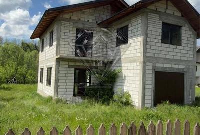 Casă cu 4 camere în Secăria - 7