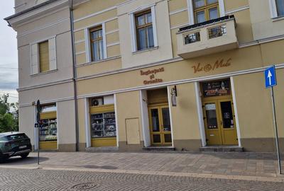 Spațiu comercial, de 27 mp, în Central