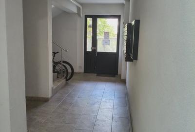 Garsonieră decomandată, mobilată în Central - 14