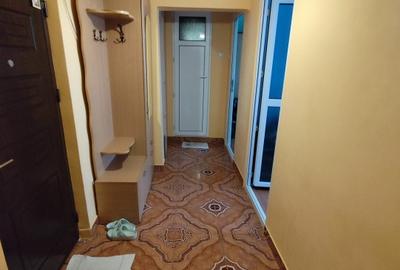 Apartament cu 4 camere semidecomandat, mobilat în Olteniței - 12
