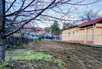 Teren Construcții intravilan de 3715 mp, în Central - 1