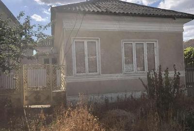 Casă cu 6 camere în Carcaliu - 2