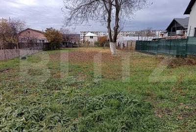 Casă cu 4 camere cu Teren 1420 Mp în Central - 1