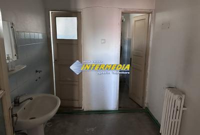 Spațiu comercial, de 250 mp, în Central - 11