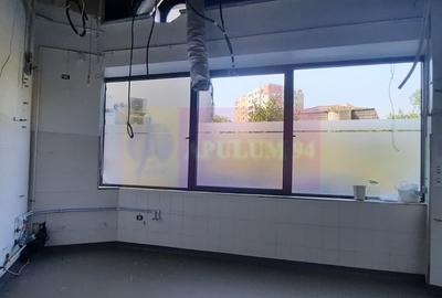 Inchiriere spatiu comercial in zona Decebal-Unirii, stradal, parcare - 4