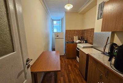 Apartament cu 6 camere decomandat în Calea Victoriei - 4