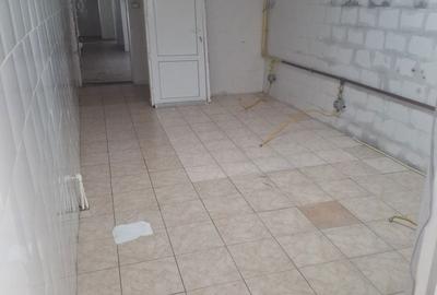 Spațiu comercial, de 78 mp, în Central