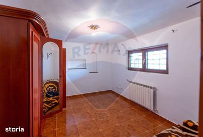 Casă cu 4 camere în Barați - 12