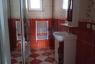 Casă cu 4 camere cu Canalizare în Șendreni - 5