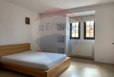 Apartament cu 2 camere decomandat în Central - 11
