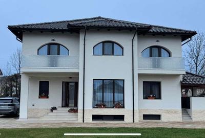 Casă cu 5 camere cu Teren 1213 Mp în Ostroveni - 20