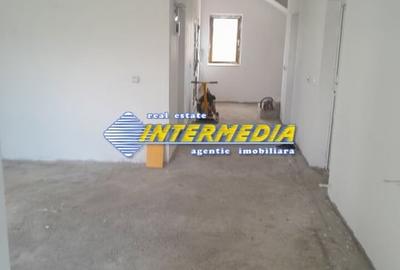 Casă individuală cu 4 camere cu Teren 450 Mp în Micești - 2